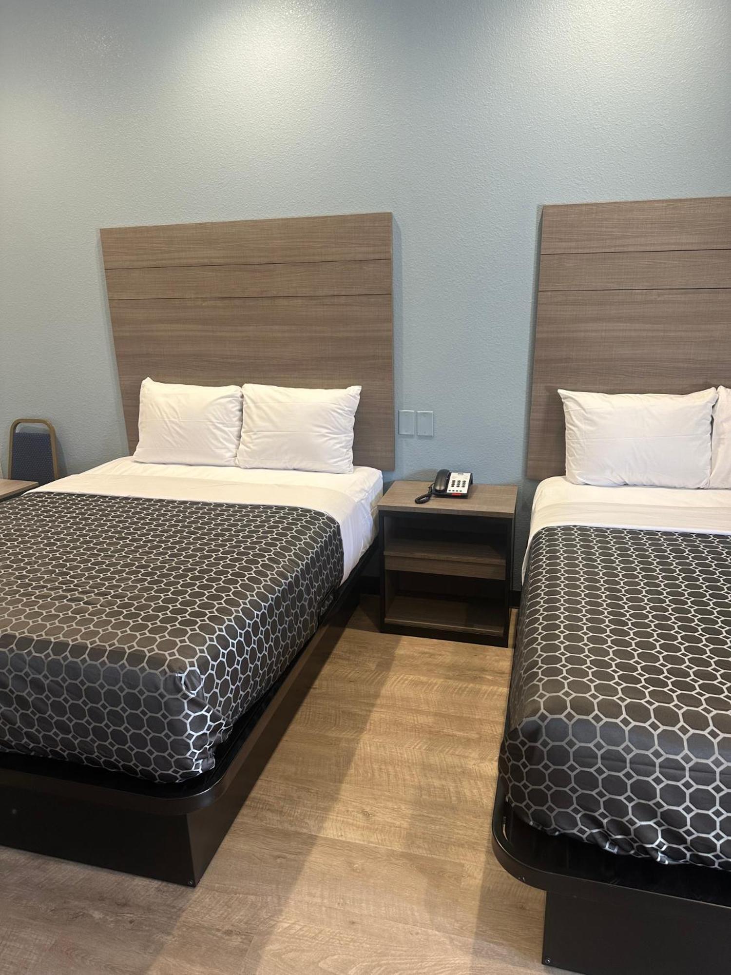 M&M Inn And Suites Fort Worth Esterno foto